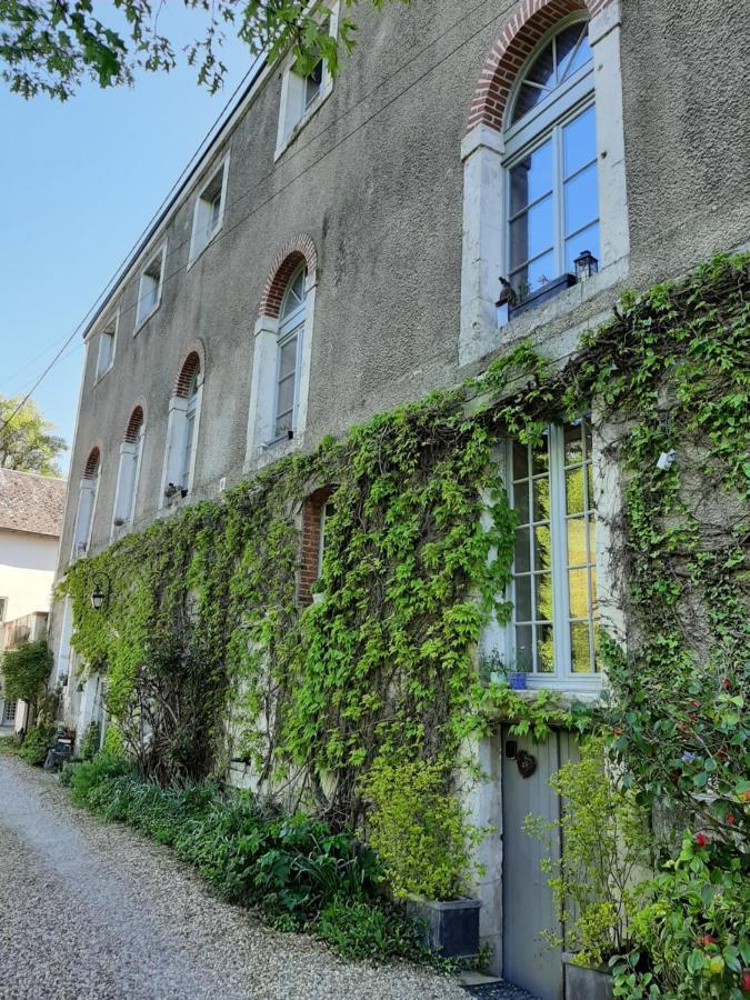 Dans Moulin Au Bord De L'Eau, Appartement Chaleureux Saint-Pryvé-Saint-Mesmin Eksteriør bilde